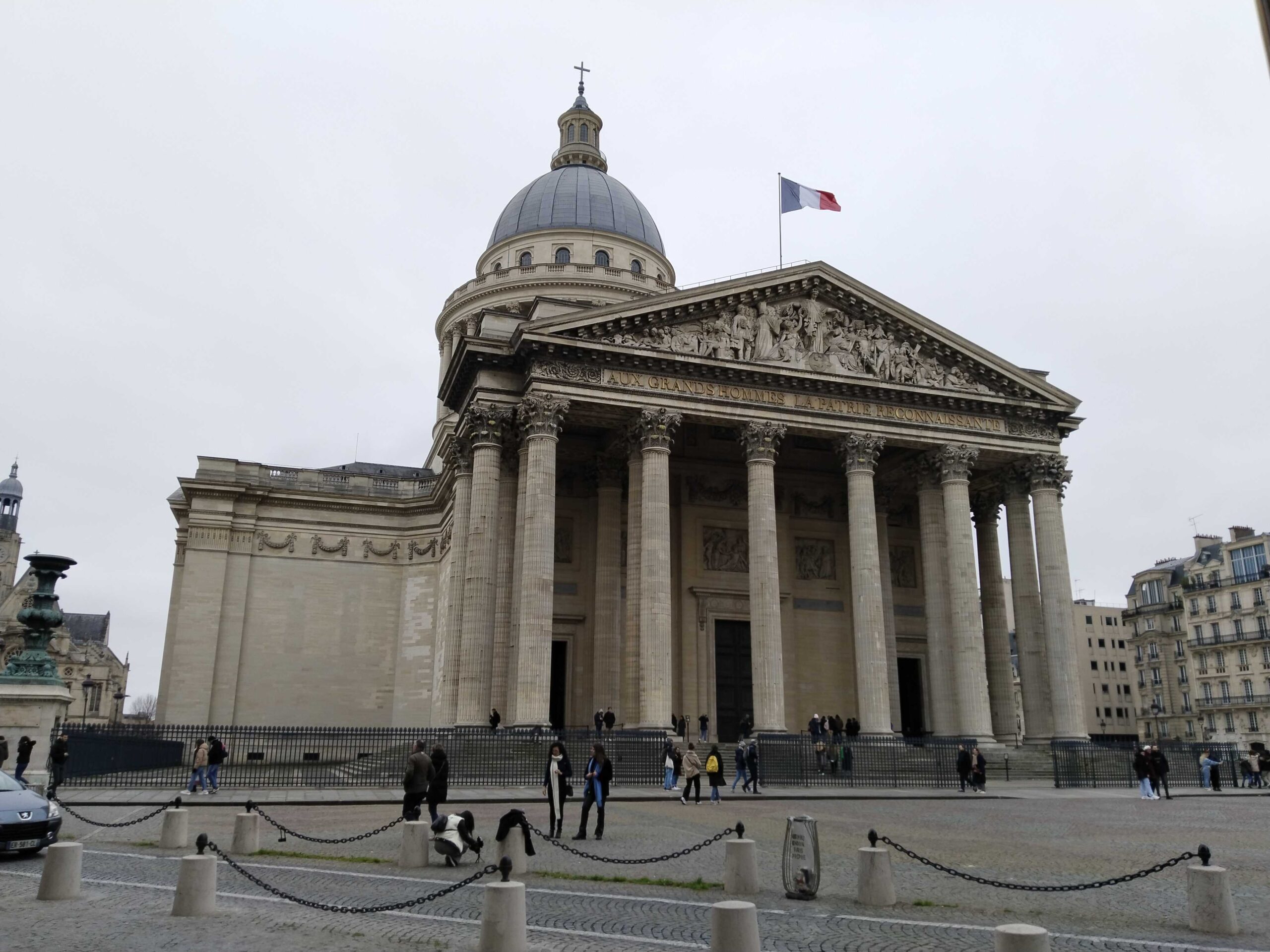 Le Panthéon : entre église et temple de la Nation