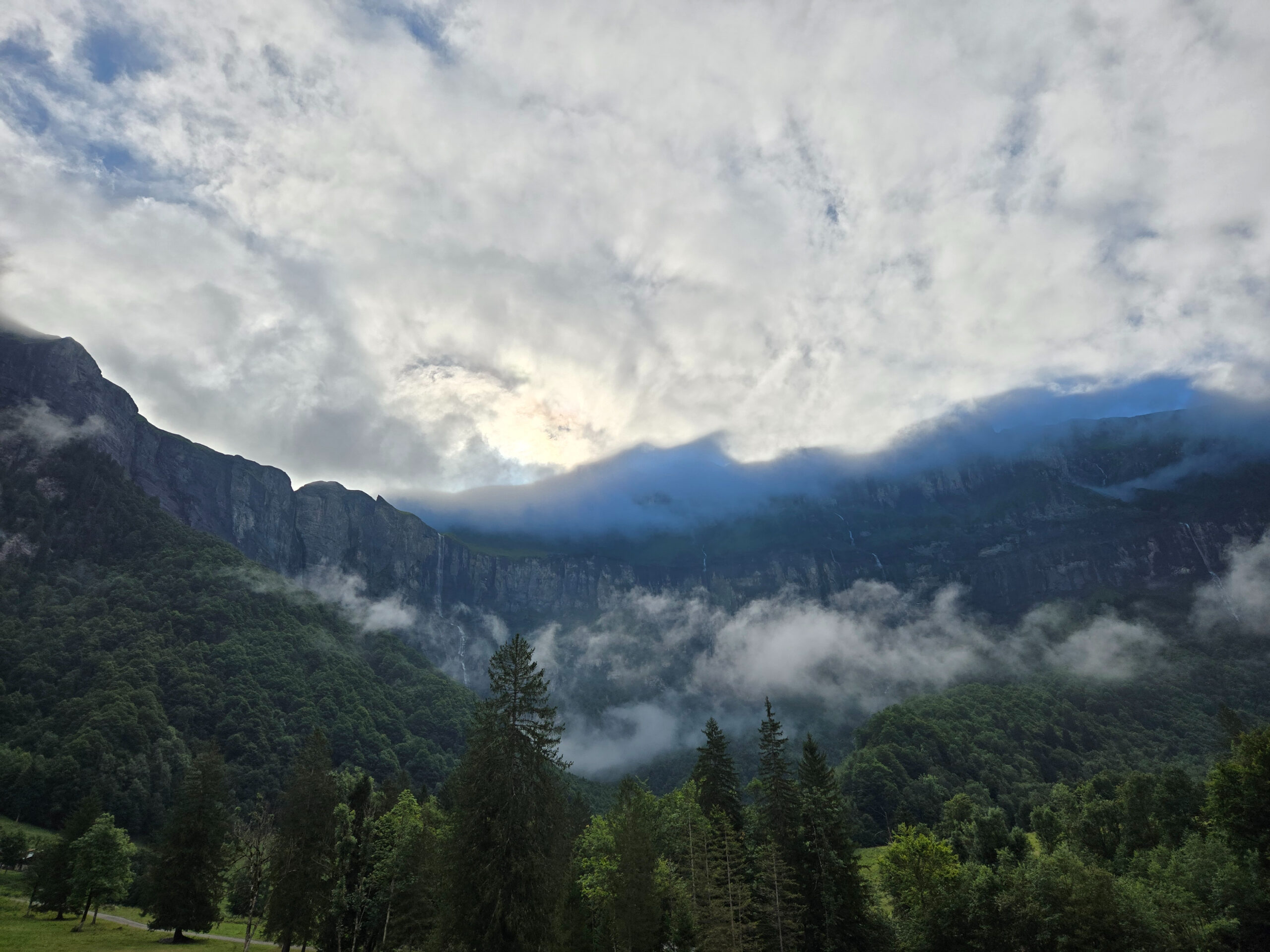 Le Cirque du Fer-à-Cheval : le plus grand cirque des Alpes