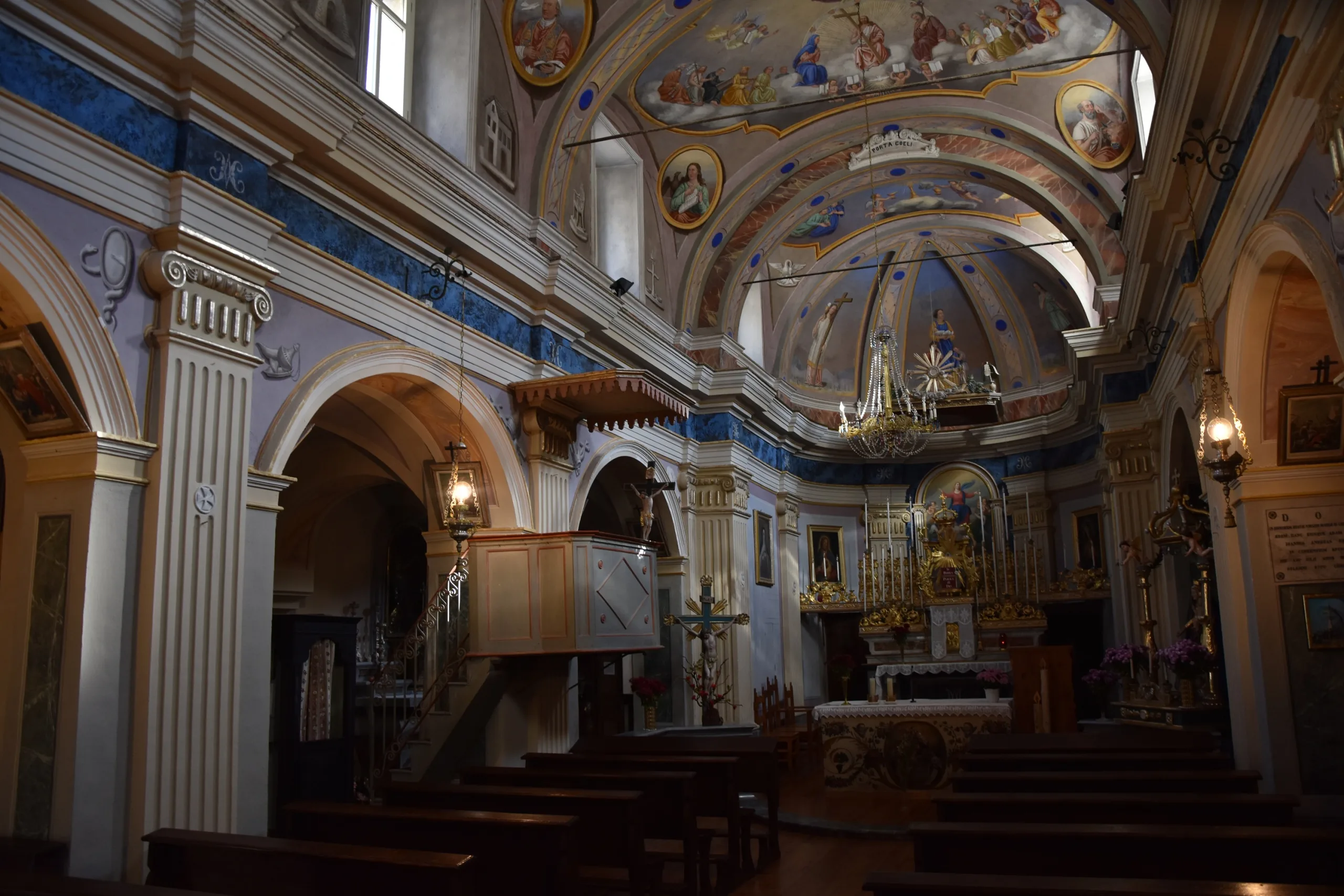 Église della SS Assunta à Pontebernardo : une pépite cachée au milieu des montagnes