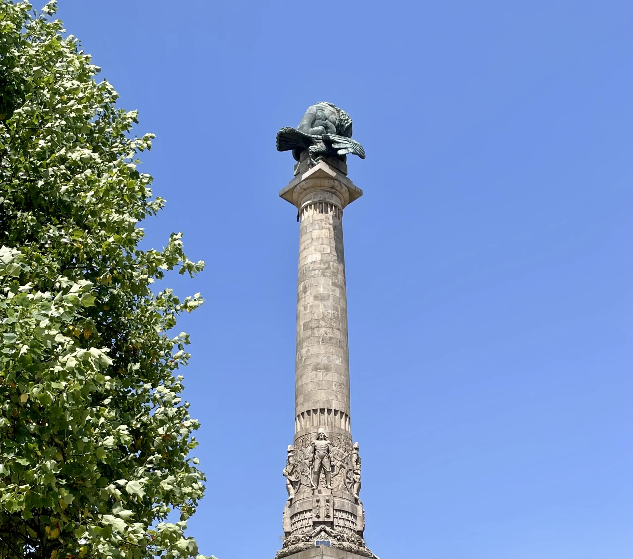 Monumento aos Heróis da Guerra Peninsular : un hommage à Porto