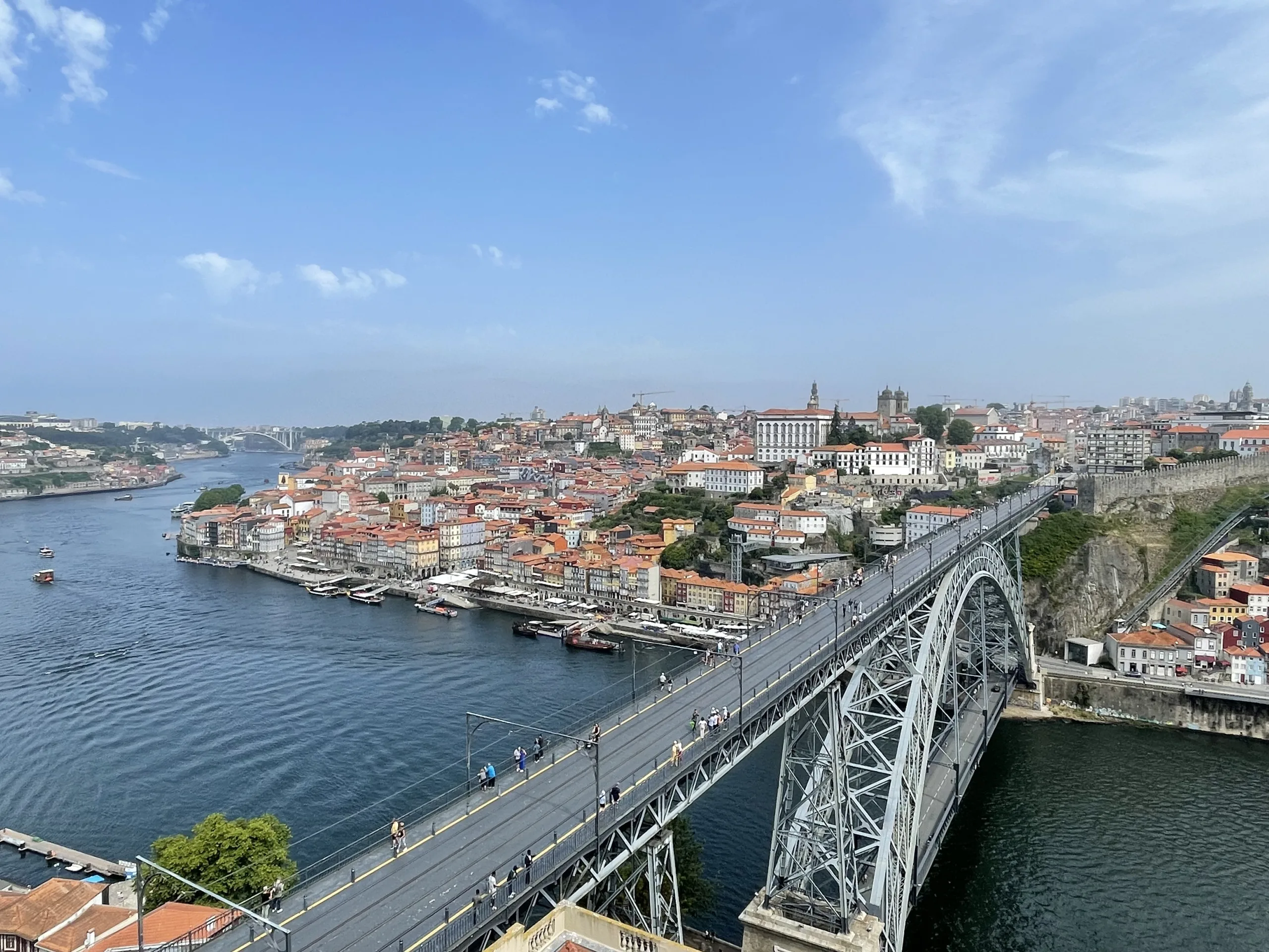 Ascensor da Ribeira : un ascenseur urbain entre Ribeira et Barredo
