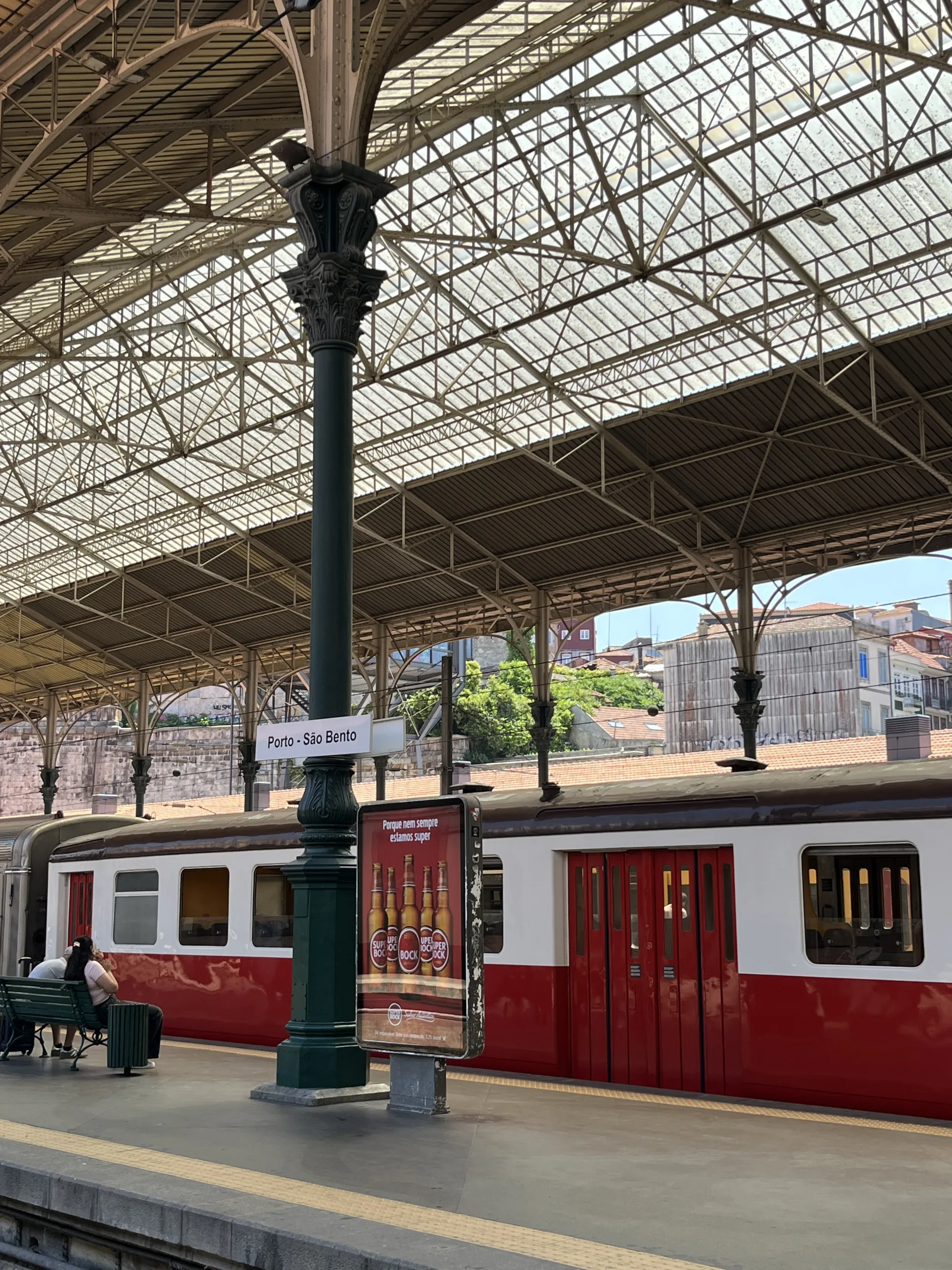 Gare São Bento à Porto : un chef-d’œuvre historique et artistique